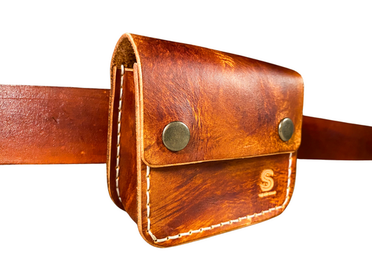 Mini leather belt pouch with snap closure