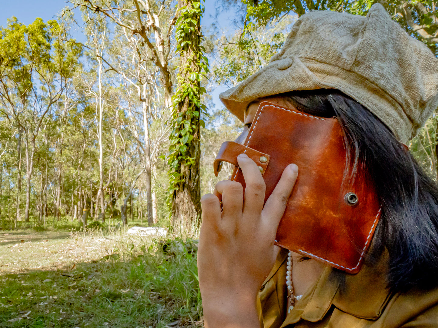 Hand dyed minimalist style leather phone case