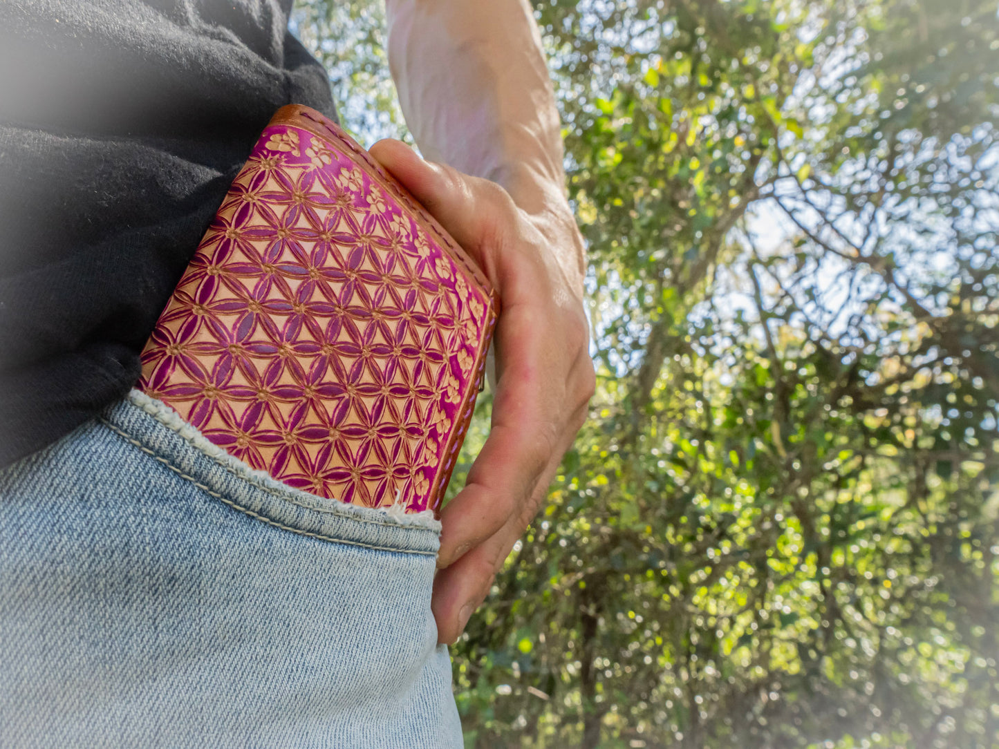 "Flower of life" nature inspired leather zip wallet