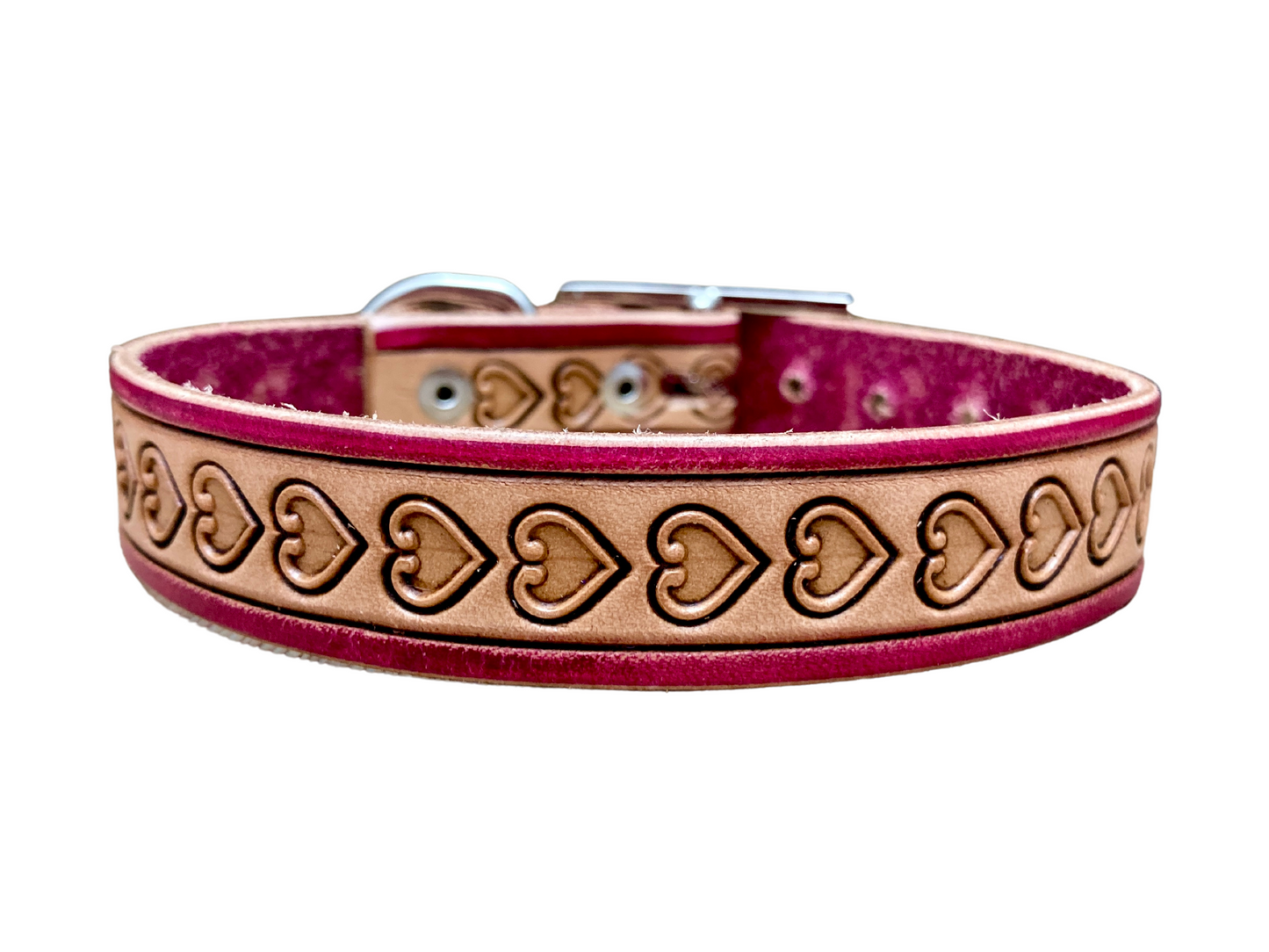 "Love heart" Hand carved narrow dog collar - Small - Medium