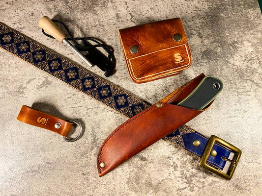 Wild explorer's custom leather belt - Blue ice