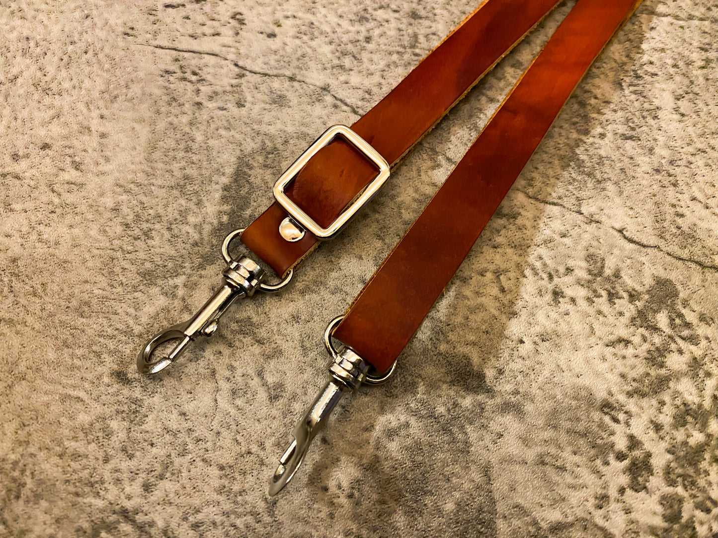 Wanderer's leather water bottle sling