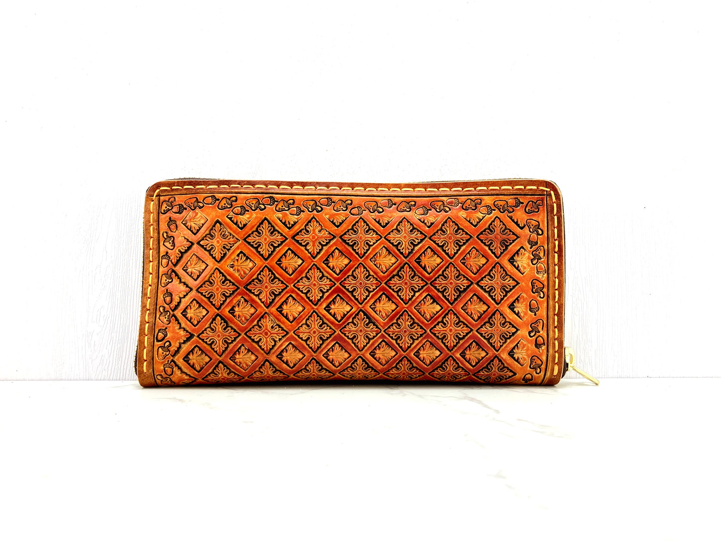 "Autumn leaves" round zip long wallet purse