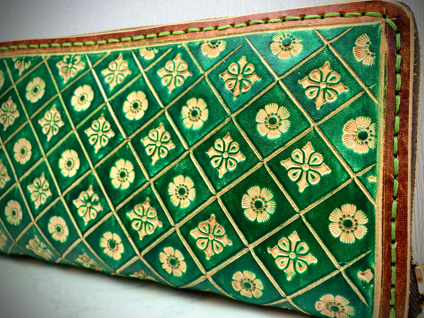 "Green Nature" round zip long wallet purse