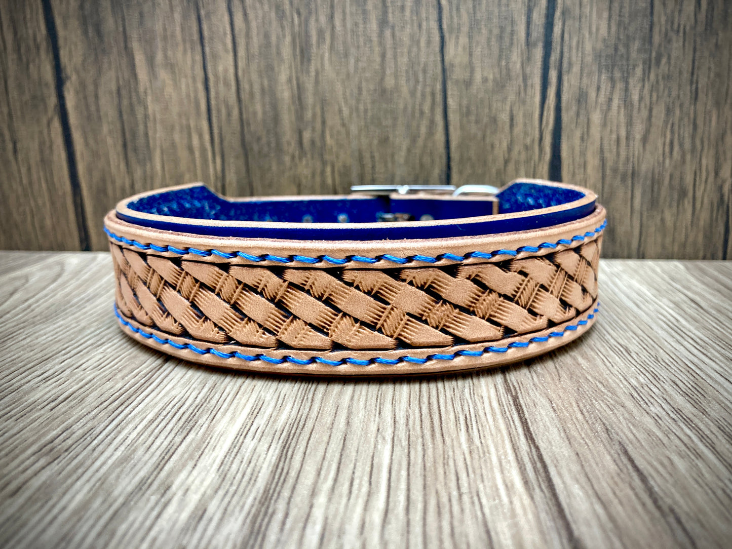 "Basket Weave" Hand carved double layered dog collar - Medium - Large