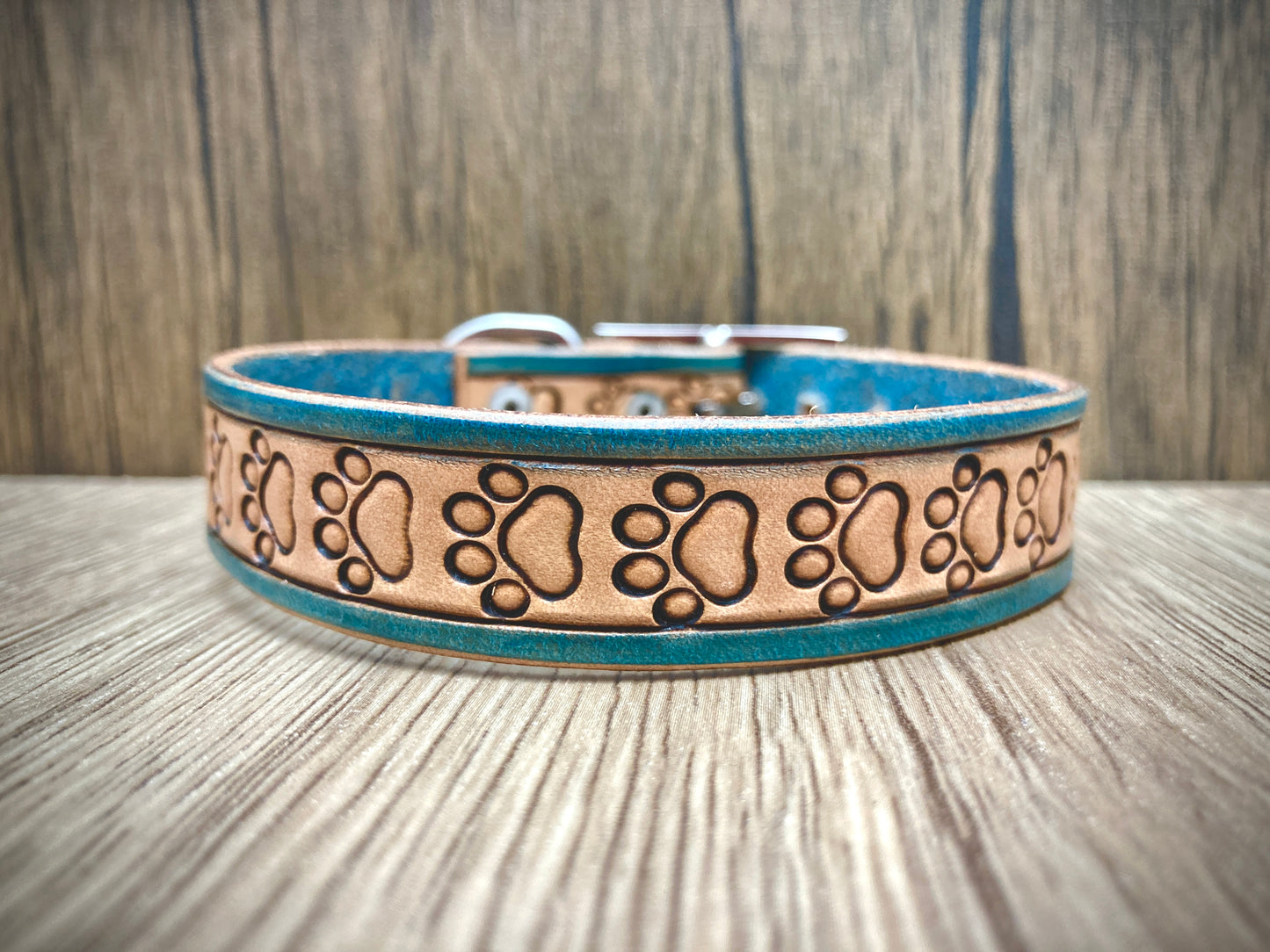 "Paw Prints" Hand carved narrow dog collar - Small - Medium