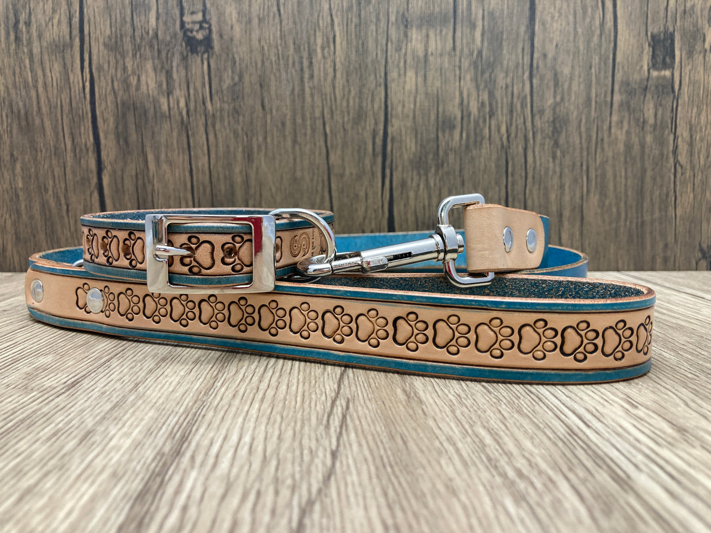 "Paw Prints" Hand carved narrow dog collar - Small - Medium