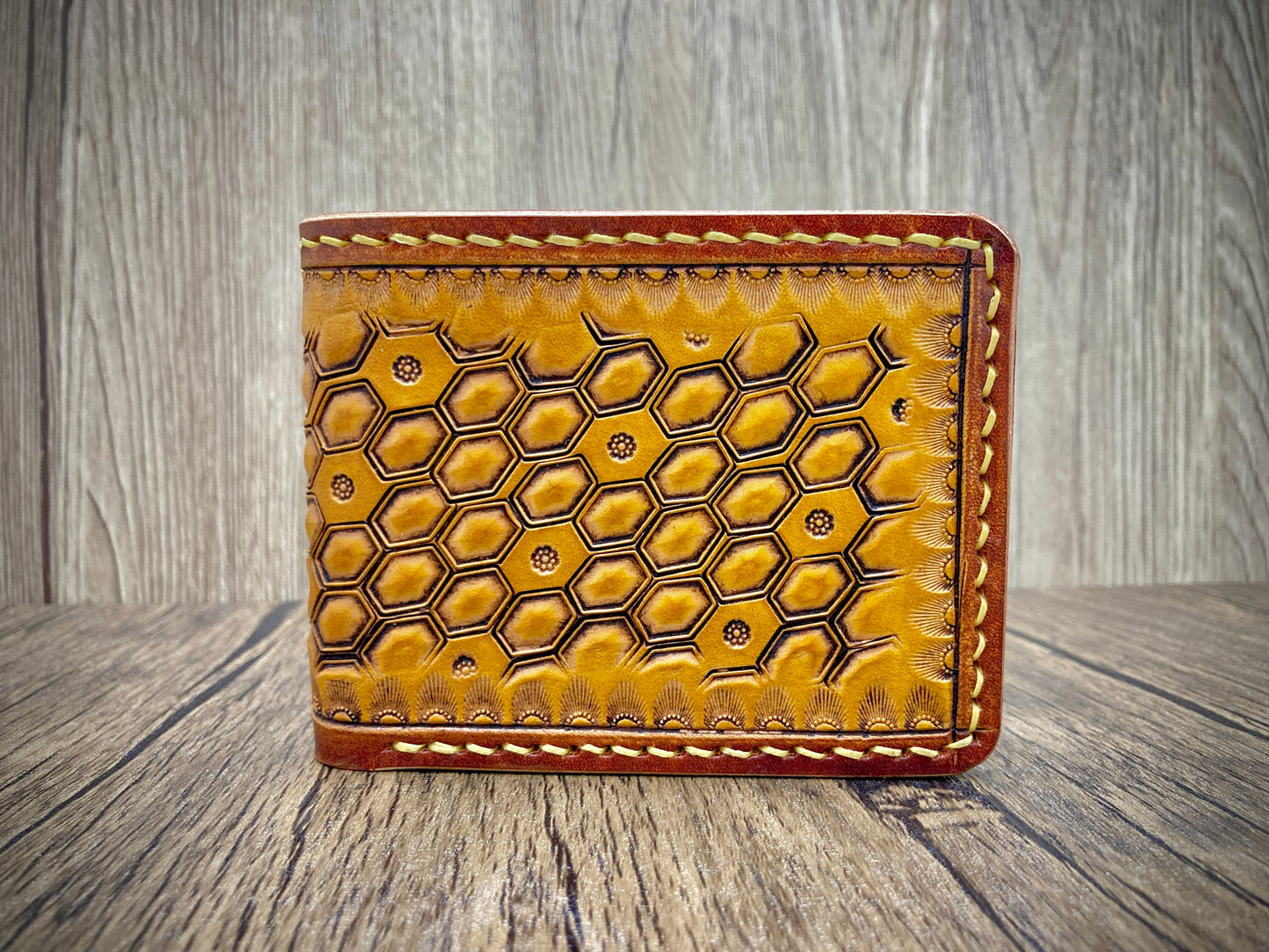 "Bee hive summer" Bi-fold wallet