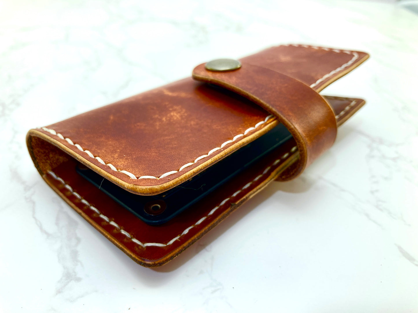 Hand dyed minimalist style leather phone case