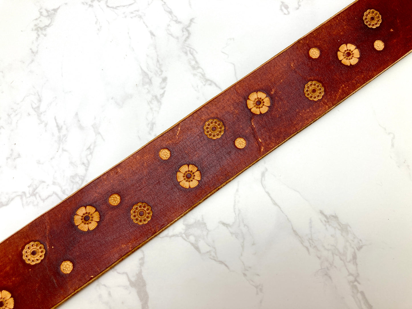 Handcrafted adventure belt - Flowers