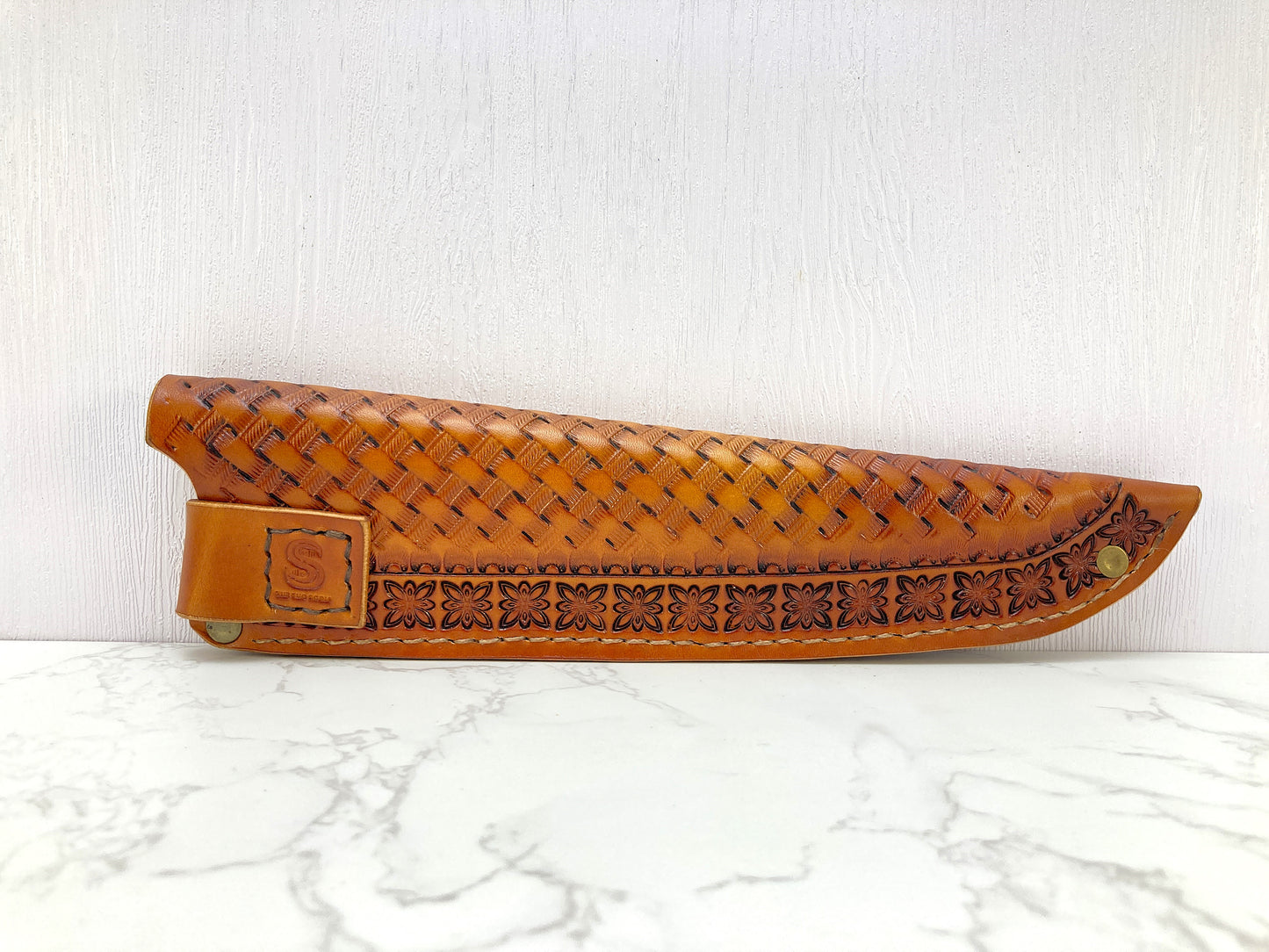 Handcrafted leather kitchen knife sheath - Basketweave