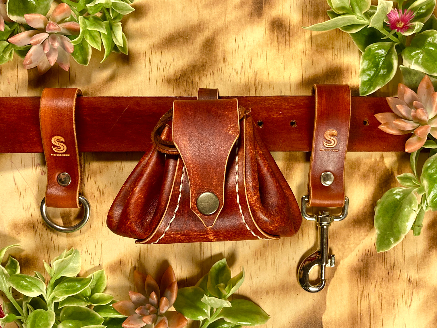 Mini foraging leather belt pouch with string