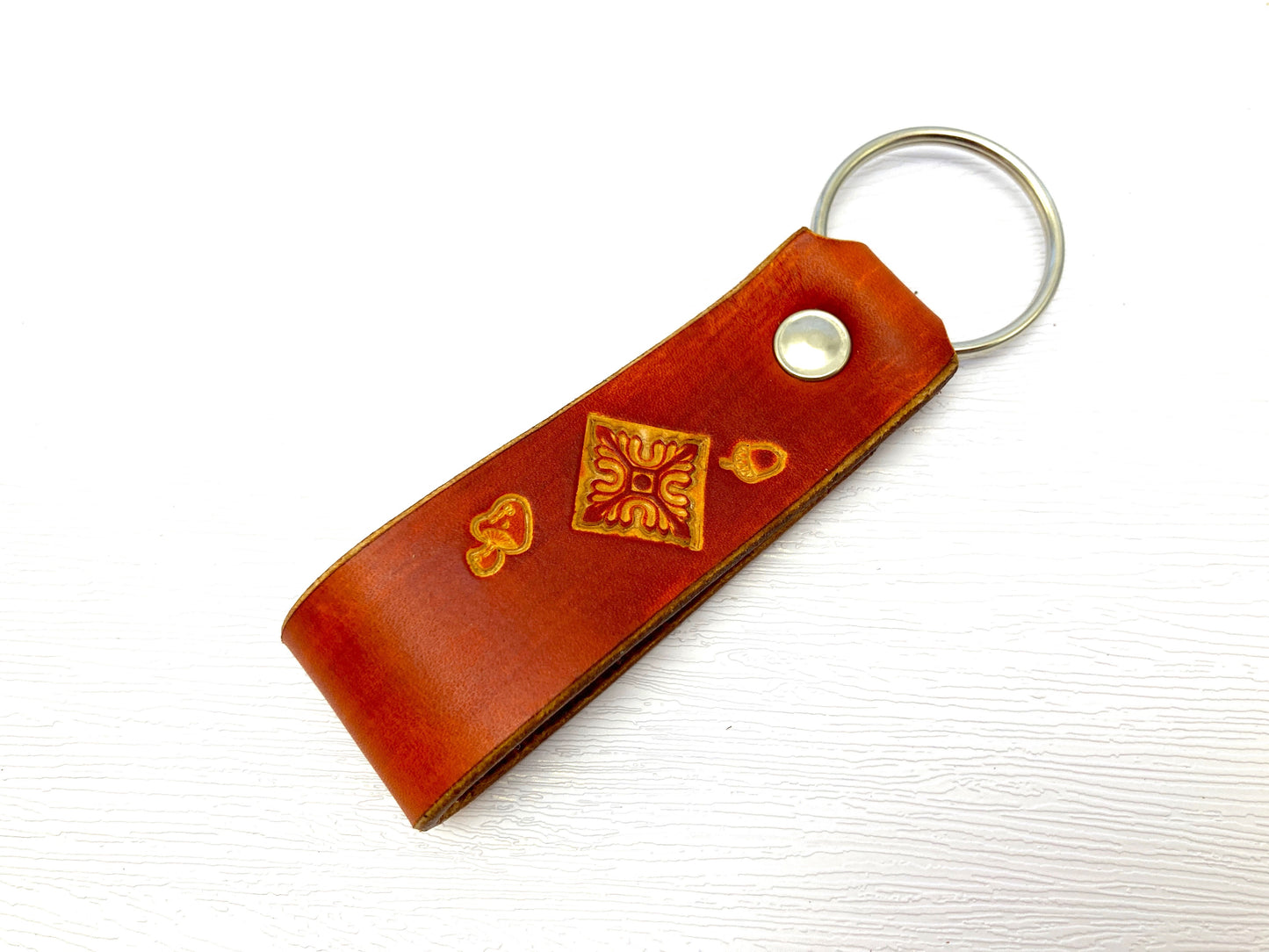 Nature inspired leather key rings