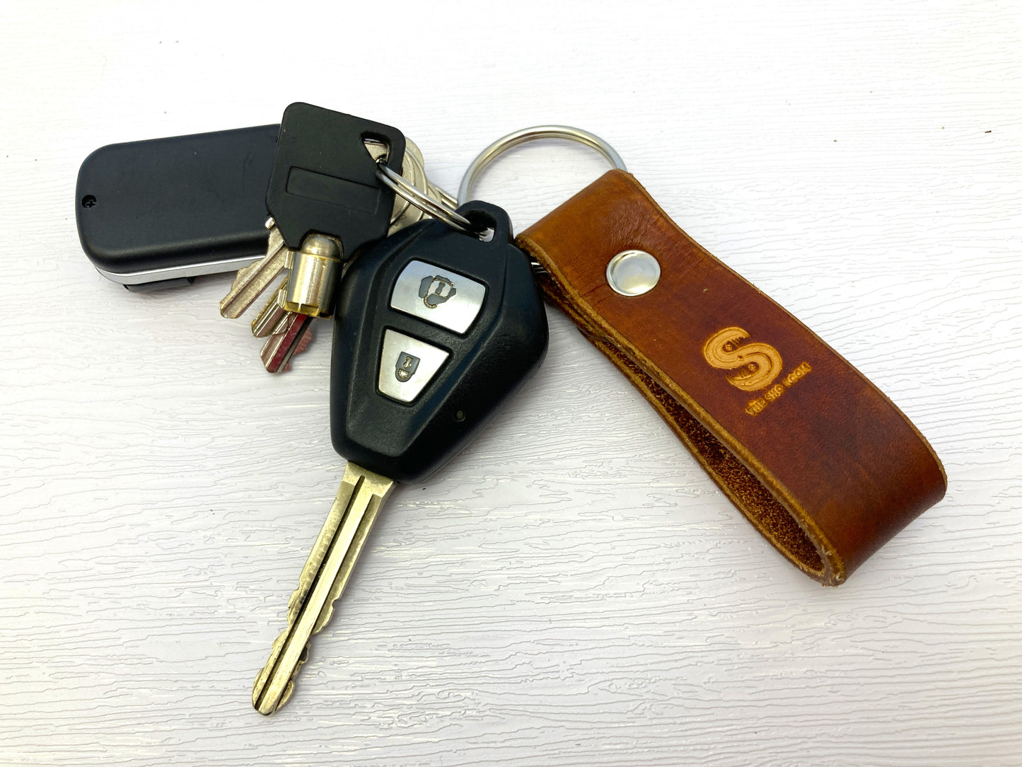 Hand dyed leather key rings