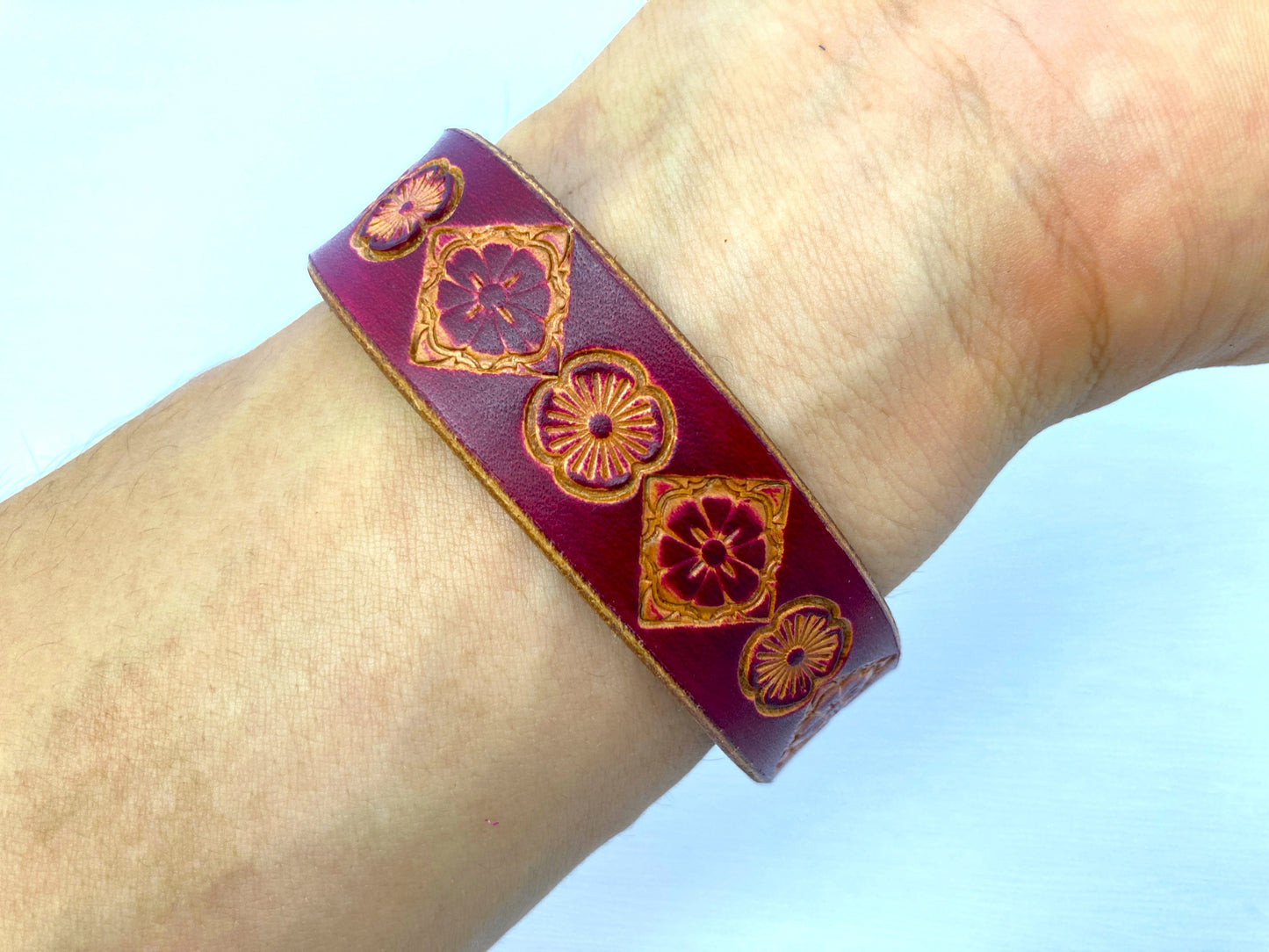 Nature inspired leather wrist band - bracelet