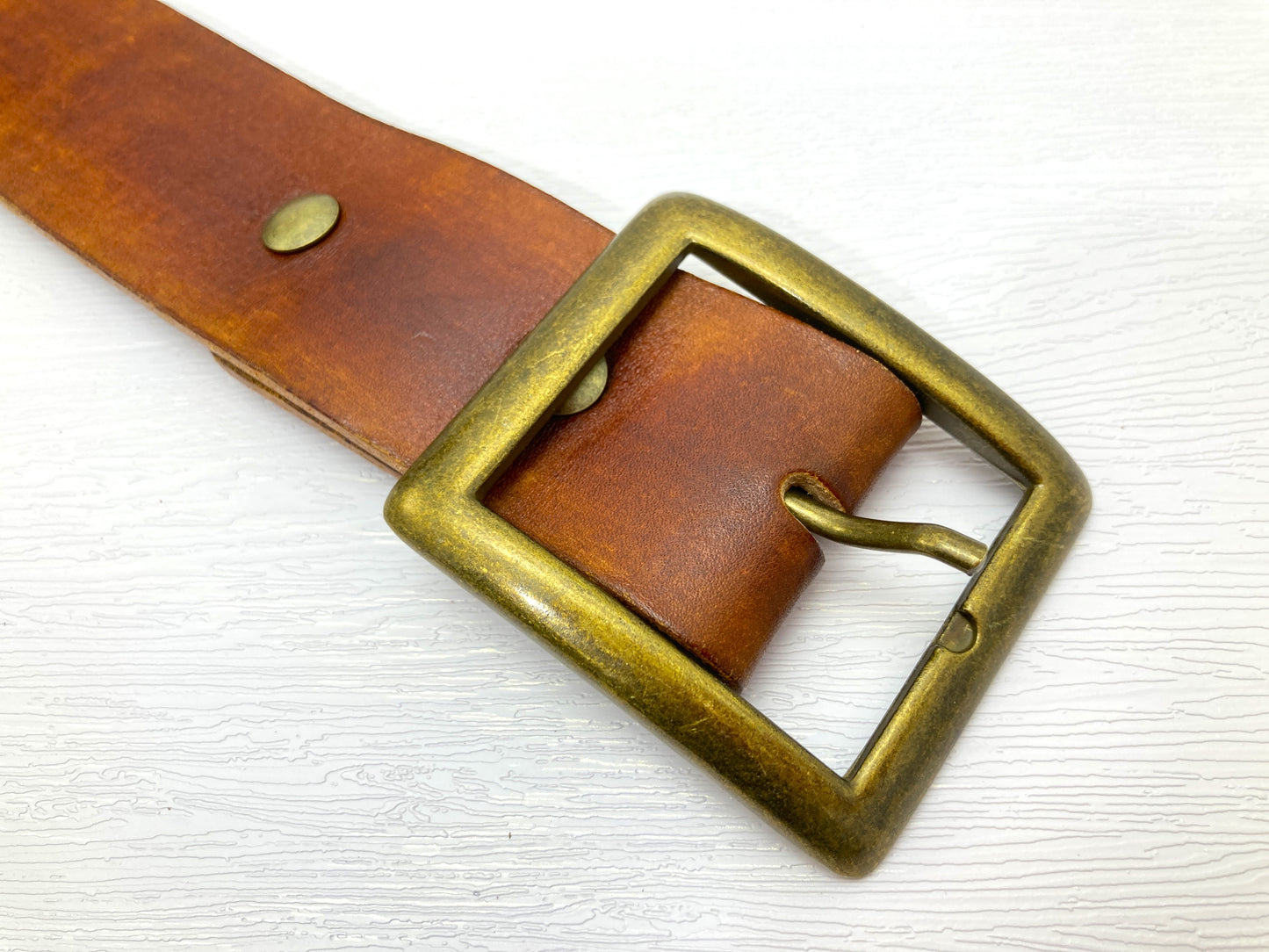 Hand dyed minimalist leather belt