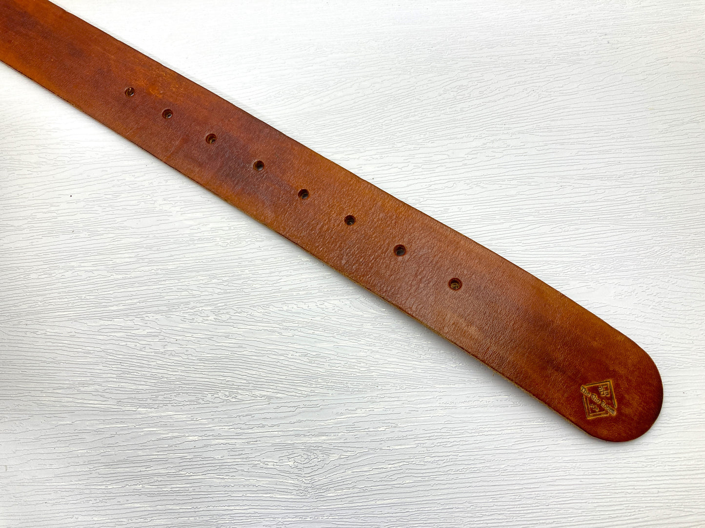 Hand dyed minimalist leather belt