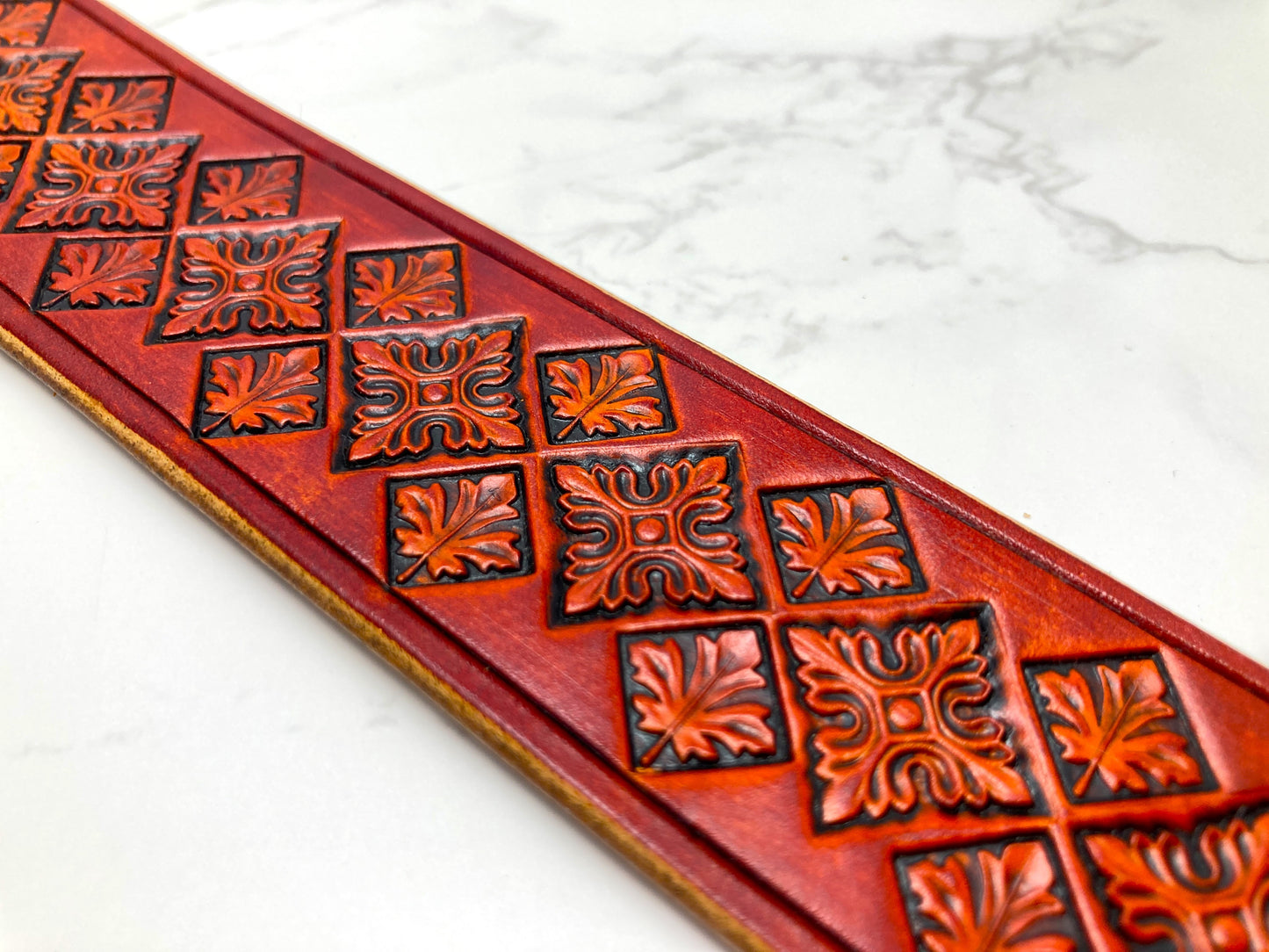 Nature inspired custom leather belt - Autumn leaves