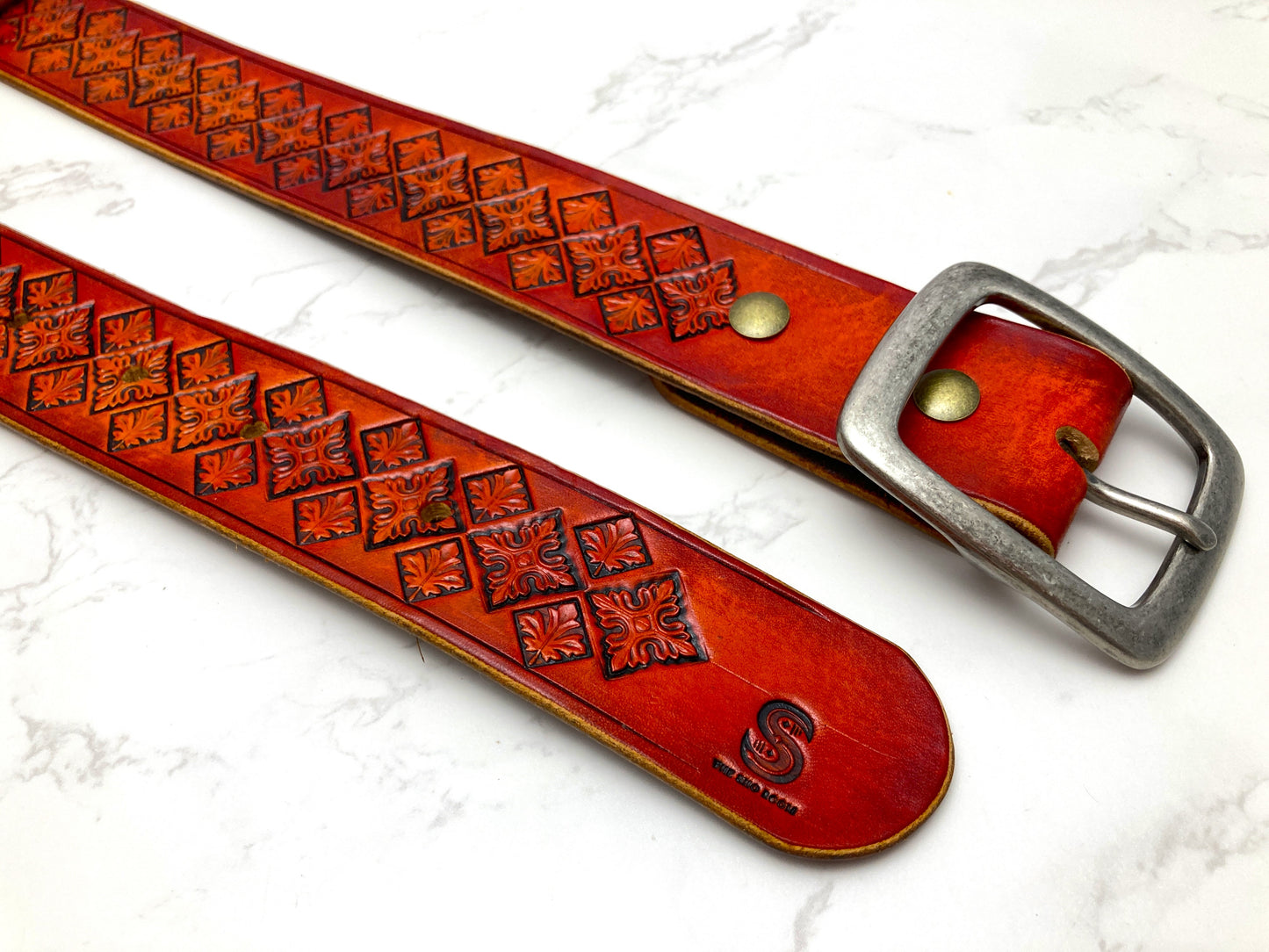 Nature inspired custom leather belt - Autumn leaves