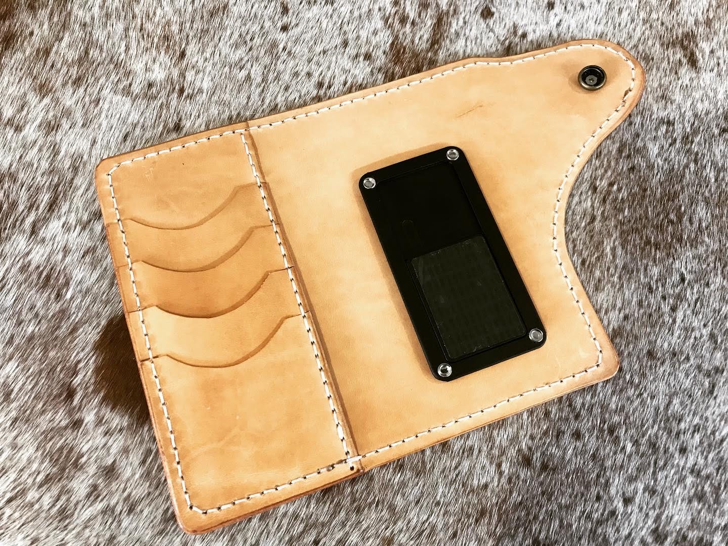 Custom design Hand tooled luxury Phone wallet - Natural